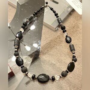 NWT agate clear quartz Necklace